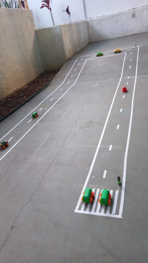 Pista de carrinhos de raciocínio
